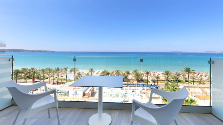 Iberostar Waves Bahia de Palma